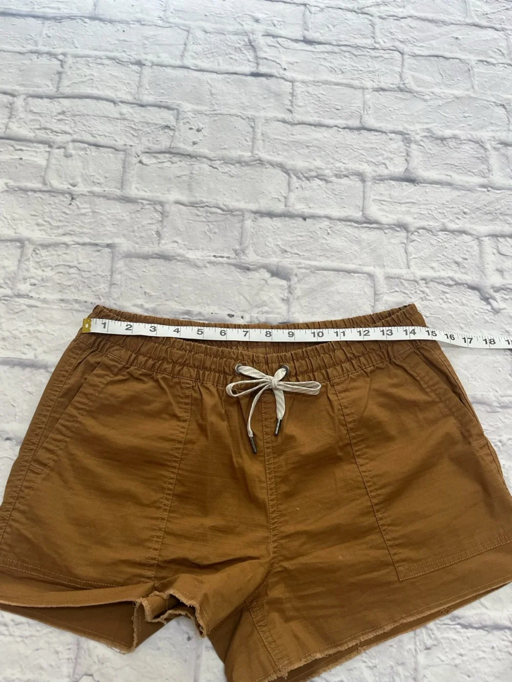 Vuori ripstop summer Shorts in Brown tan umber color Athliesure S - Picture 2 of 8